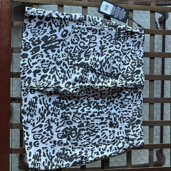 NWT Hudson animal print miniskirt size 32 - Picture 2 of 3